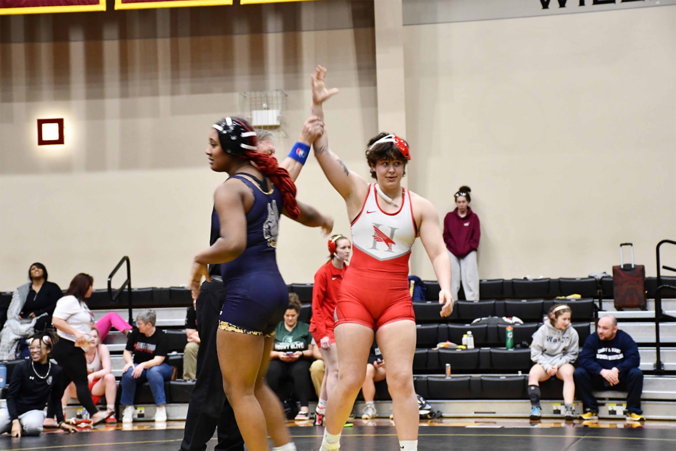 Carpenter and Fugate Qualify For DIII Women's Wrestling National Tournament