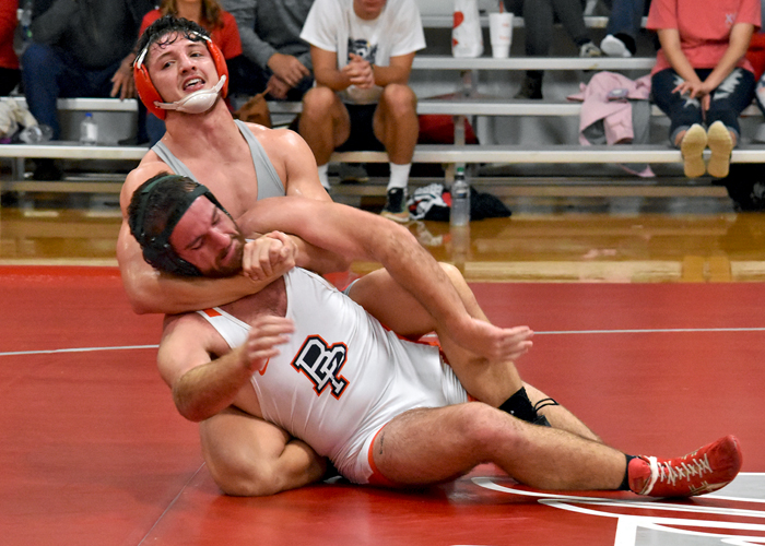 Cody Dixon earned two wins for Huntingdon on Saturday in matches against NAIA opponents Truett-McConnell and Brewton-Parker. (Photo by Wesley Lyle)