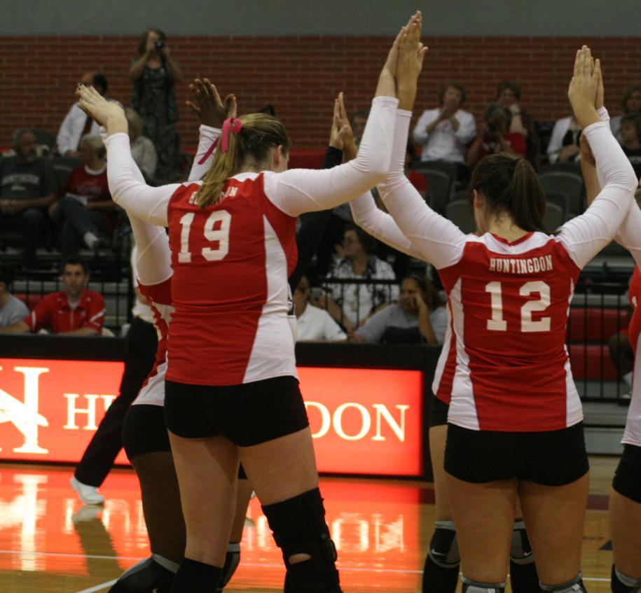 Huntingdon volleyball falls to LaGrange and Covenant on Senior Day
