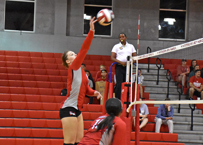 Kalen Morgan had 10 kills and 11 digs to help the Huntingdon volleyball team knock off Piedmont 3-0 on Tuesday night.
