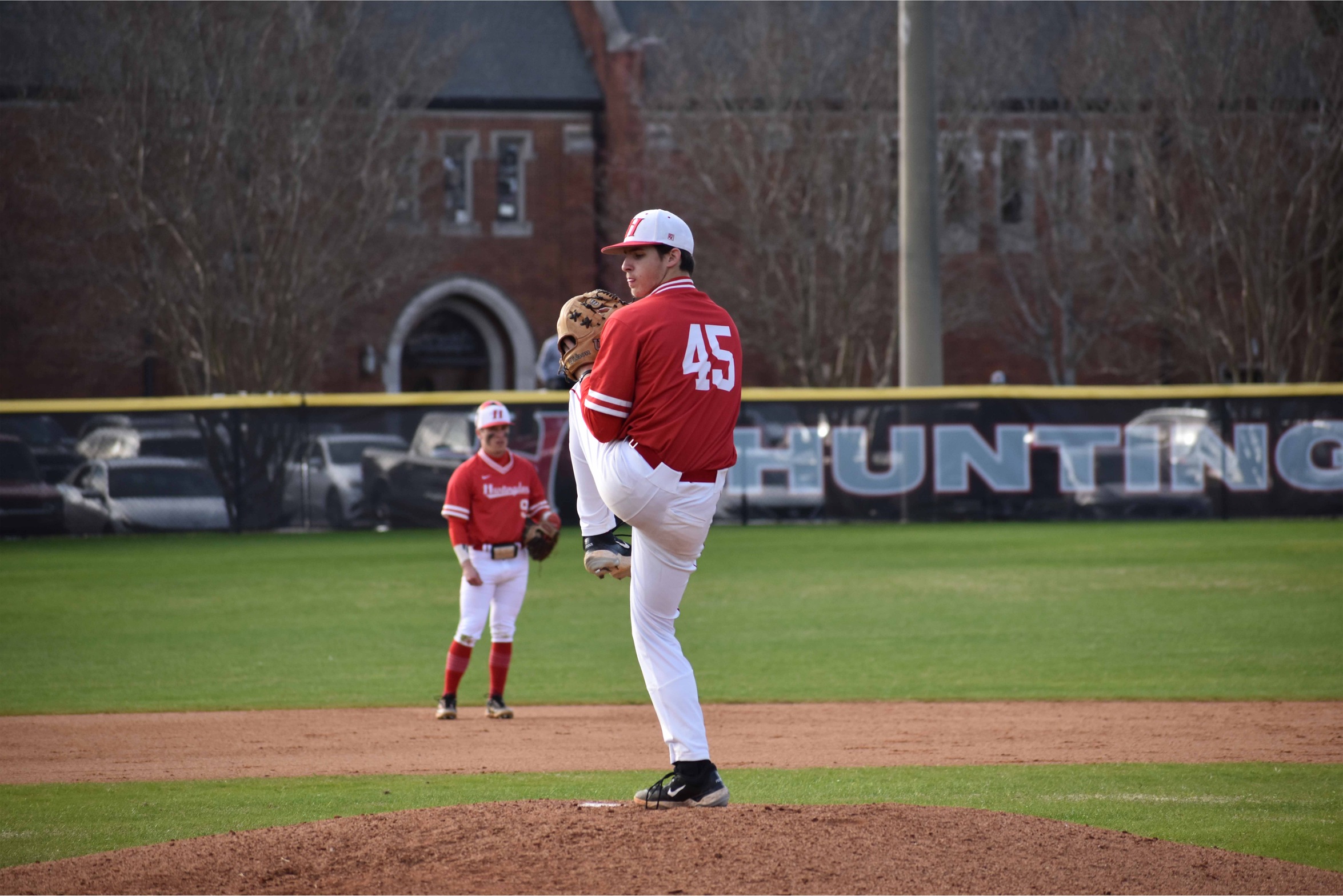 Hawks Sweep Sunday Double Header Against Middlebury and Millsaps