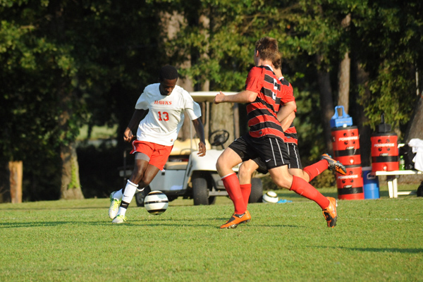 Huntingdon men’s soccer downs Tennessee Temple