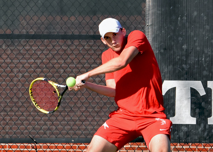 Justin McQueen won at No. 1 doubles and No. 2 singles in Saturday's 9-0 win over Maryville. (Photo by Wesley Lyle)