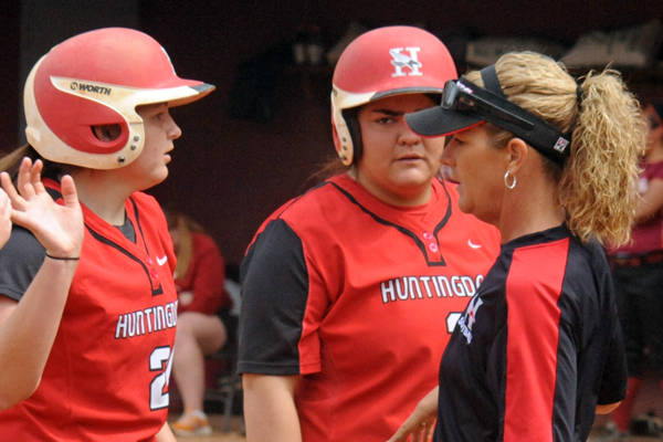 Huntingdon softball falls to 11th-ranked Piedmont