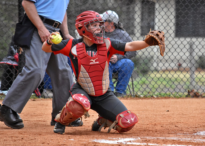 Catcher Jesse Dunn was 2-for-3 with a run and threw out one runner in Game 1 of Friday's doubleheader at Averett.