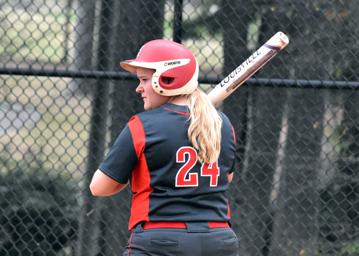 Jessica Swindle was 4-for-6 with two RBIs, three runs and two doubles in Sunday's sweep of William Peace. Swindle was also the winning pitcher in Game 2.