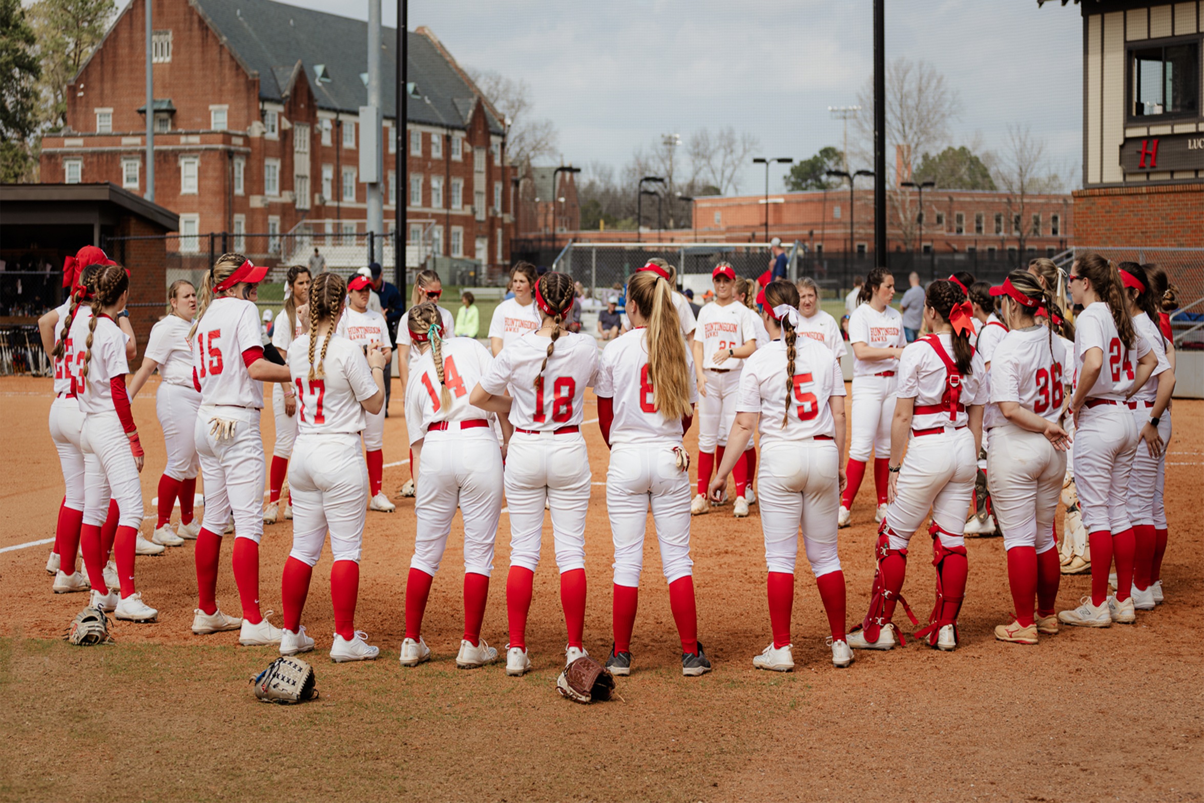 Hawks Softball Ranked 22nd in NFCA Division III Coaches Poll